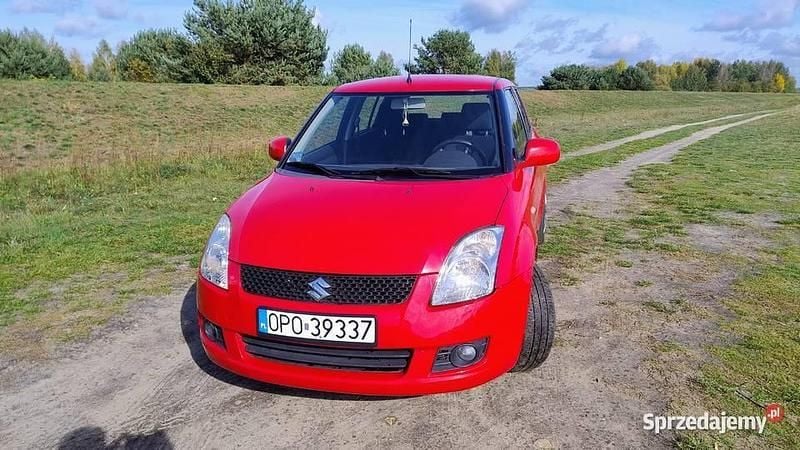 Czerwony Używany 2008 Suzuki Swift Hatchback | 9900 zł (Dobra cena) - Obraz 1/4