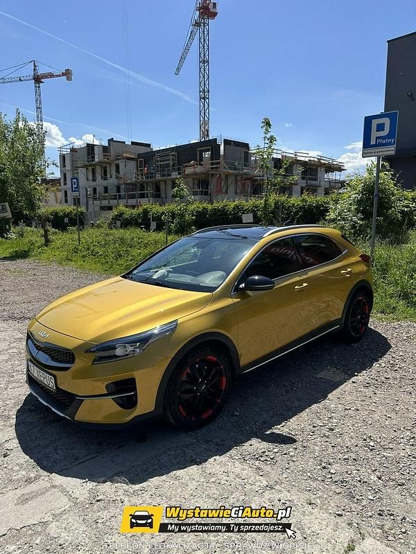Żółty (metalik) Używany 2021 Kia XCeed 2 SUV | 106 000 zł (Dość drogi) - Obraz 1/4