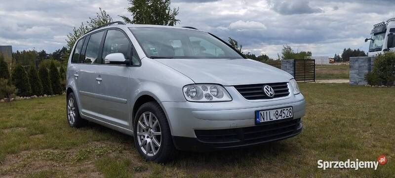 Srebrny Używany 2006 VW Touran Minivan | 11 600 zł (Uczciwa cena) - Obraz 1/4