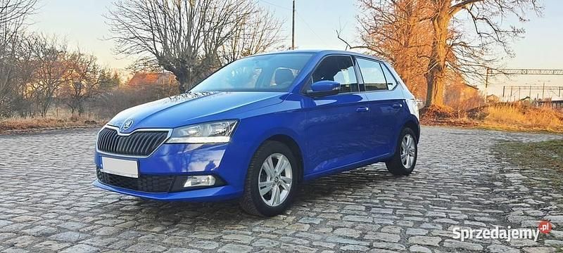 Używany Skoda Fabia 2019 Niebieski Hatchback