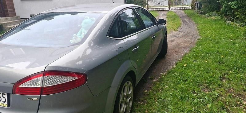 Używany Ford Mondeo 2008 Inny kolor Sedan/Limuzyna