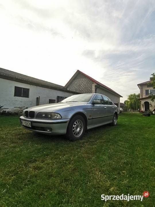 Srebrny Używany 1997 BMW 520 Sedan/Limuzyna | 3250 zł (Uczciwa cena) - Obraz 1/4