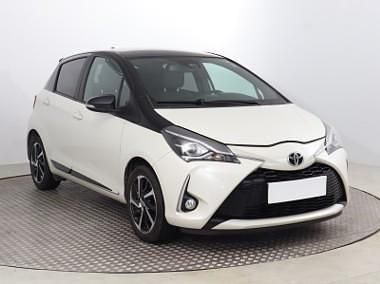 Biały Używany 2019 Toyota Yaris Hatchback | 54 999 zł (Drogi) - Obraz 1/4