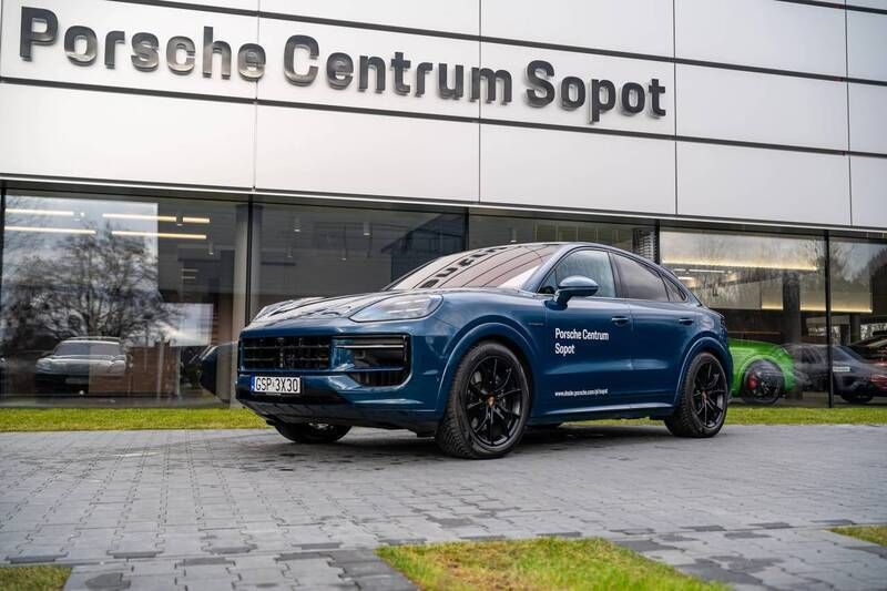 Montego blue metallic Używany 2024 Porsche Cayenne SUV | 575 000 zł (Super Cena) - Obraz 1/4