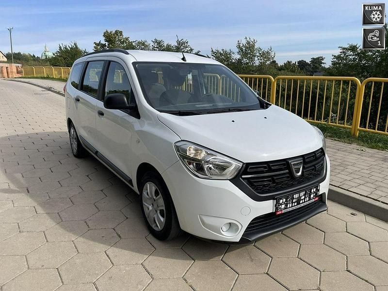 Biały Używany 2021 Dacia Lodgy Minivan | 31 999 zł (Super Cena) - Obraz 1/4