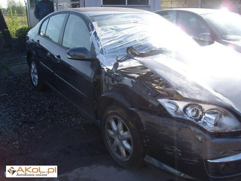 Szary (metalik) Używany 2008 Renault Laguna III Sedan/Limuzyna | 25 084 zł - Obraz 1/4