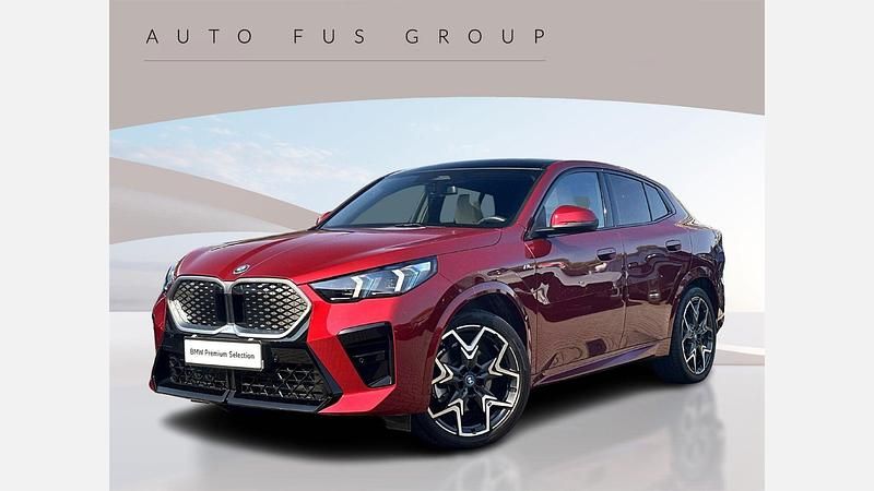 Czerwony fire red metalizowany Używany 2024 BMW iX2 Comfort Edition SUV | 209 900 zł - Obraz 1/3