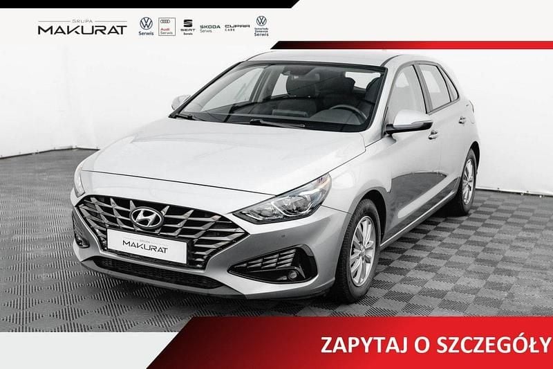 Używany Hyundai i30 120 KM (88 kW) 2022 Srebrny (metalik) Hatchback