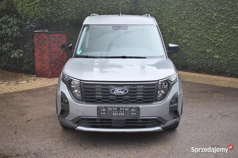 Używany 2024 Ford Tourneo Courier Minivan | 74 000 zł (Drogi) - Obraz 1/4
