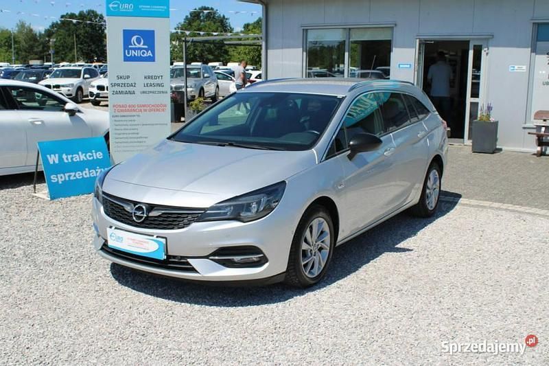 Szary Używany 2021 Opel Astra Edition Kombi | 46 900 zł (Uczciwa cena) - Obraz 1/4