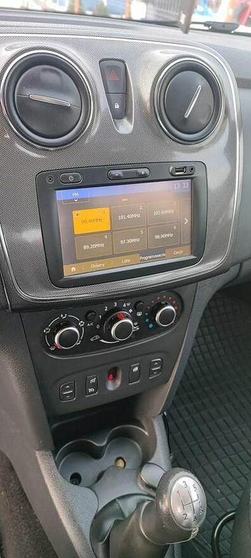 Używany Dacia Sandero 90 KM (66 kW) 2017 Niebieski Hatchback