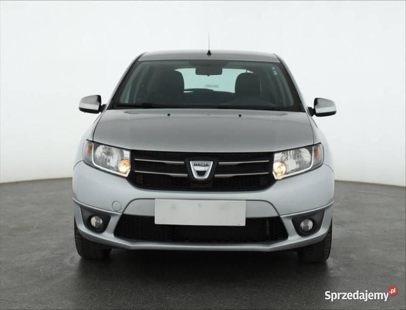 Srebrny Używany 2016 Dacia Sandero Hatchback | 15 999 zł (Dobra cena) - Obraz 1/4
