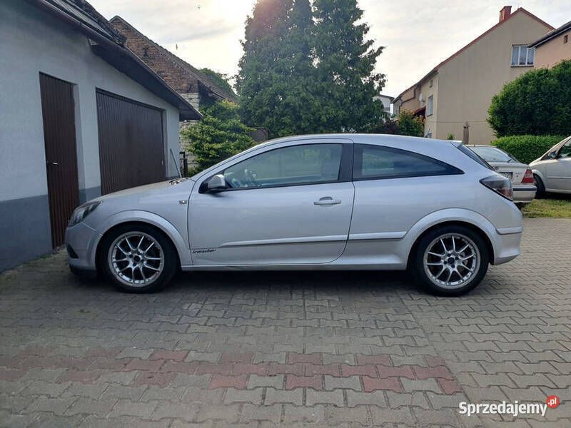 Używany Opel Astra GTC 105 KM (77 kW) 2006