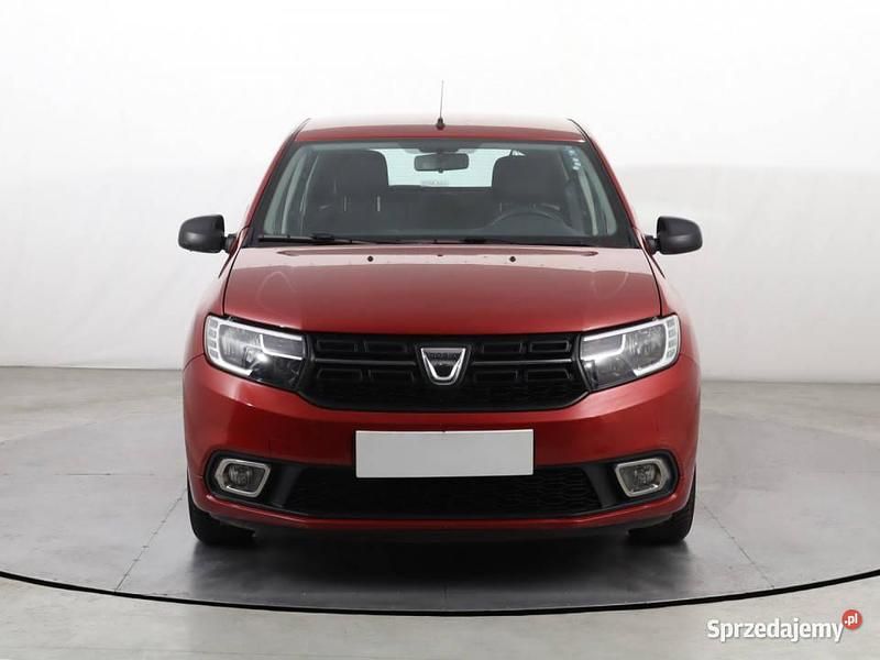Czerwony Używany 2017 Dacia Sandero Hatchback | 26 999 zł (Uczciwa cena) - Obraz 1/4