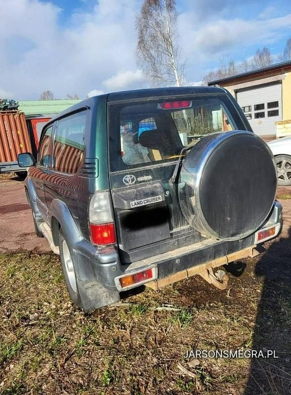 Używany Toyota Land Cruiser 163 KM (119 kW) 2001 Zielony SUV