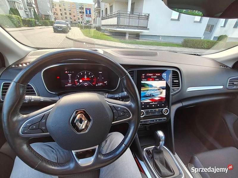Używany Renault Mégane GrandTour Intens 140 KM (102 kW) 2020 Czarny Kombi