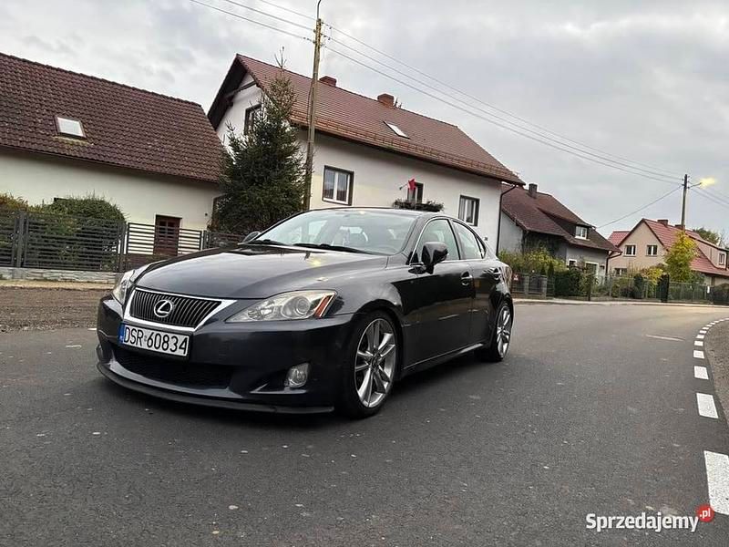 Grafitowy Używany 2010 Lexus IS220d Sedan/Limuzyna | 25 000 zł - Obraz 1/4