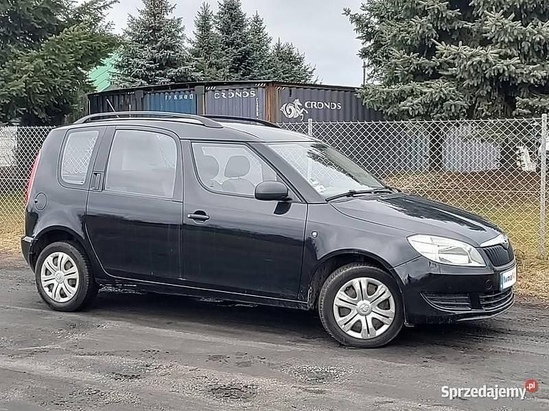 Używany Skoda Roomster 2014 Czarny Minivan