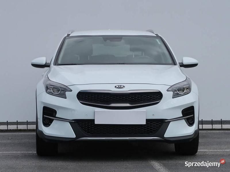 Biały Używany 2020 Kia XCeed SUV | 74 499 zł (Dobra cena) - Obraz 1/4