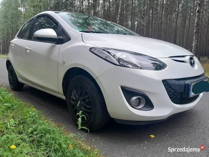 Używany Mazda 2 2012 Biały Hatchback
