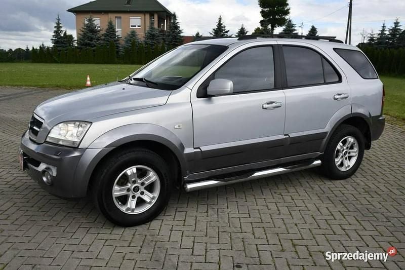 Srebrny Używany 2004 Kia Sorento 2 SUV | 13 900 zł - Obraz 1/4
