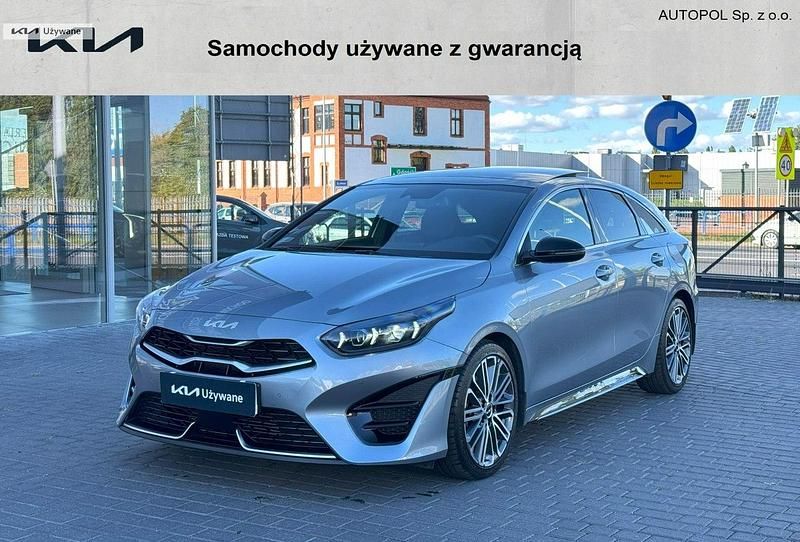 Szary Używany 2022 Kia ProCeed GT-Line Hatchback | 119 900 zł (Drogi) - Obraz 1/4