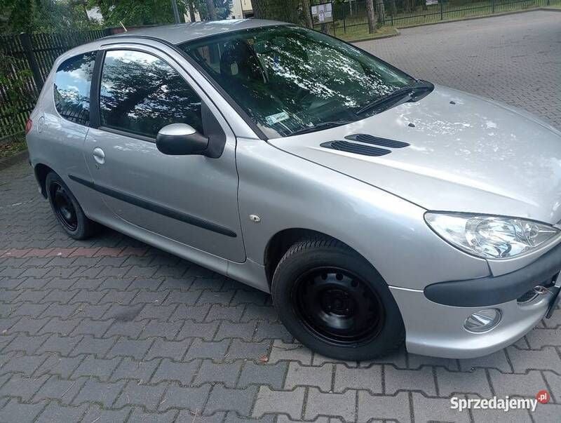 Srebrny Używany 2006 Peugeot 206 Hatchback | 2900 zł (Uczciwa cena) - Obraz 1/4