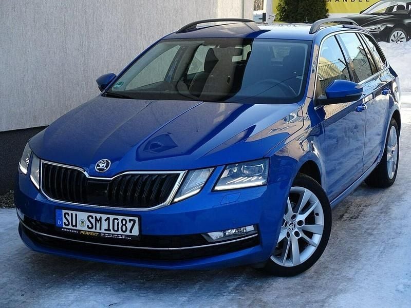 Używany Skoda Octavia 150 KM (110 kW) 2019 Niebieski (metalik) Kombi