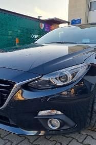 Używany Mazda 3 120 KM (88 kW) 2014 Czarny Sedan/Limuzyna