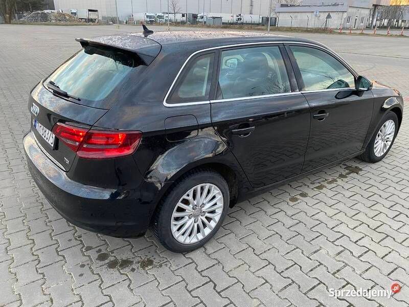 Używany Audi A3 2016 Czarny Sedan/Limuzyna