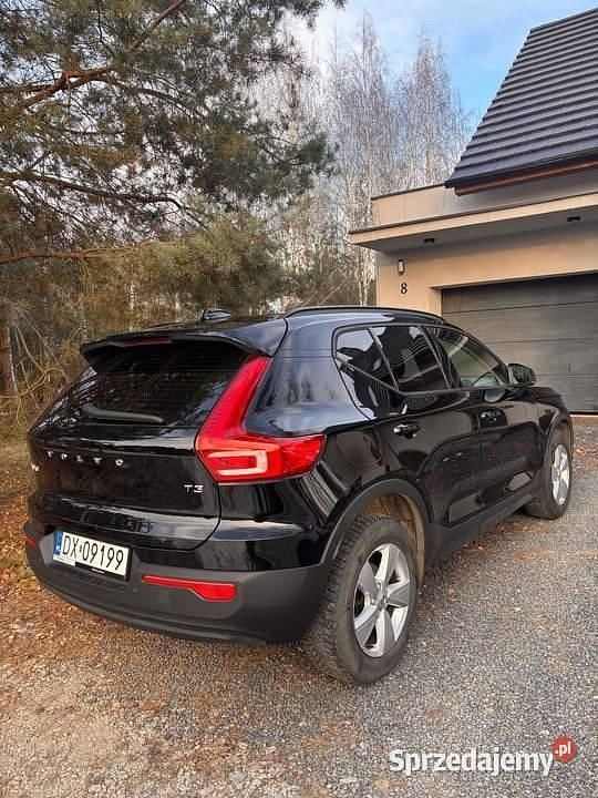Używany Volvo XC40 163 KM (119 kW) 2019 SUV