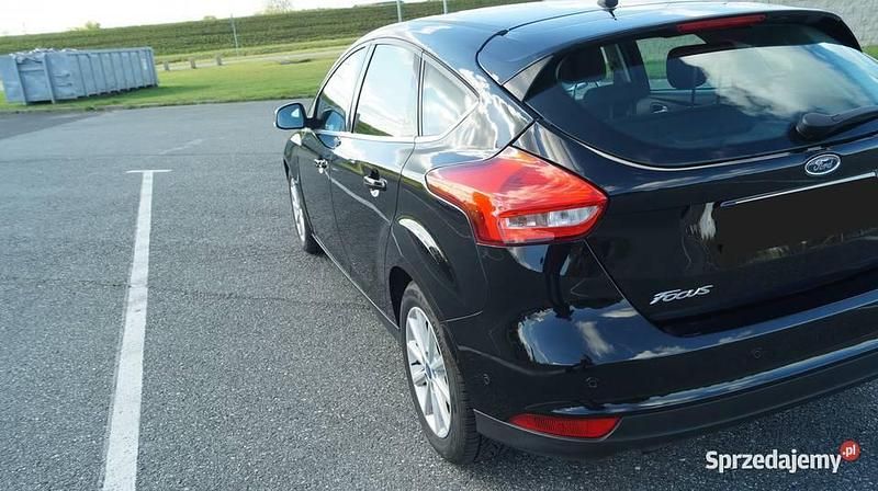 Używany Ford Focus Titanium 2017 Czarny Hatchback