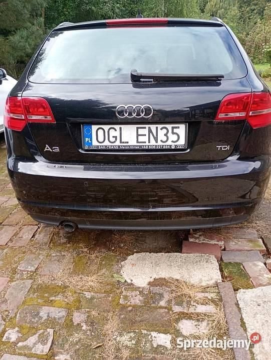Czarny Używany 2012 Audi A3 Attraction Sedan/Limuzyna | 23 900 zł (Dobra cena) - Obraz 1/4