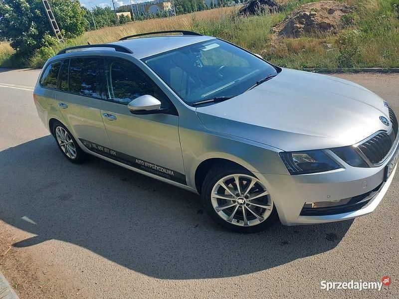 Używany Skoda Octavia Ambition 2019 Srebrny Kombi