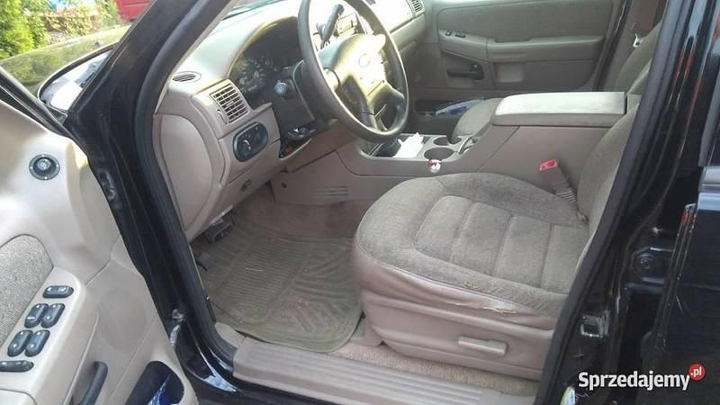 Używany Ford Explorer 2004 SUV