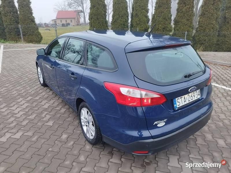 Używany Ford Focus 95 KM (69 kW) 2013 Granatowy Kombi