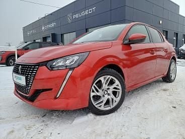 Używany Peugeot 208 Allure 102 KM (75 kW) 2020 Czerwony Hatchback