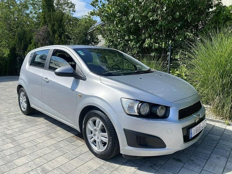 Srebrny Używany 2011 Chevrolet Aveo Hatchback | 14 900 zł (Dość drogi) - Obraz 1/4