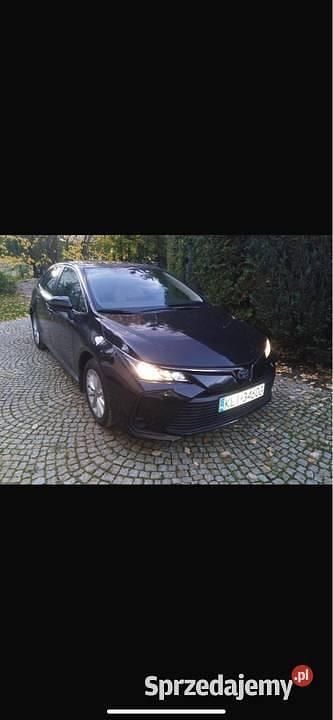 Czarny Używany 2022 Toyota Corolla Sedan/Limuzyna | 72 500 zł (Uczciwa cena) - Obraz 1/4