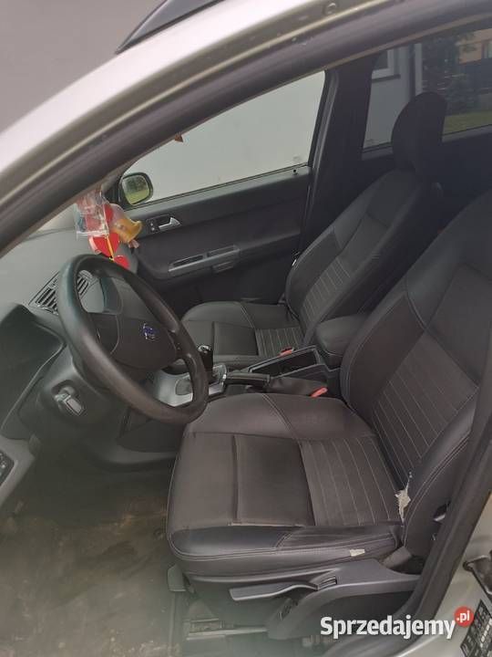 Używany 2006 Volvo V50 Kombi | 8000 zł (Dobra cena) - Obraz 1/4