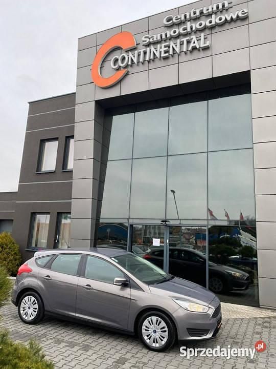 Używany Ford Focus 125 KM (91 kW) 2016 Szary (metalik) Hatchback