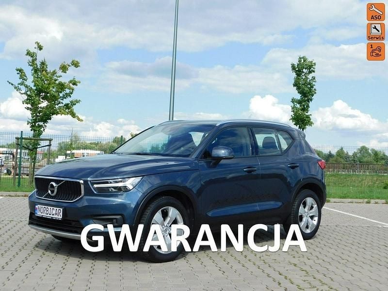 Szary Używany 2020 Volvo XC40 SUV | 83 980 zł (Super Cena) - Obraz 1/4