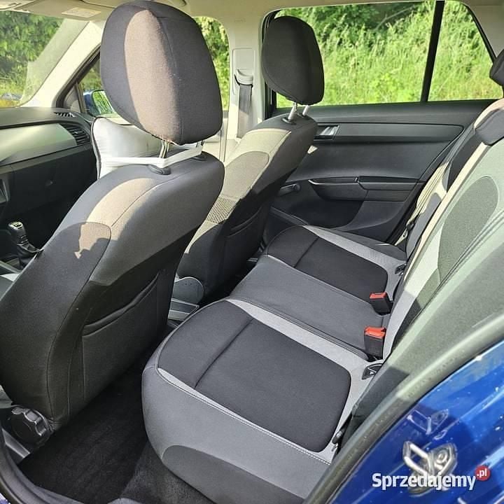 Używany Skoda Fabia Ambition 2016 Granatowy Hatchback