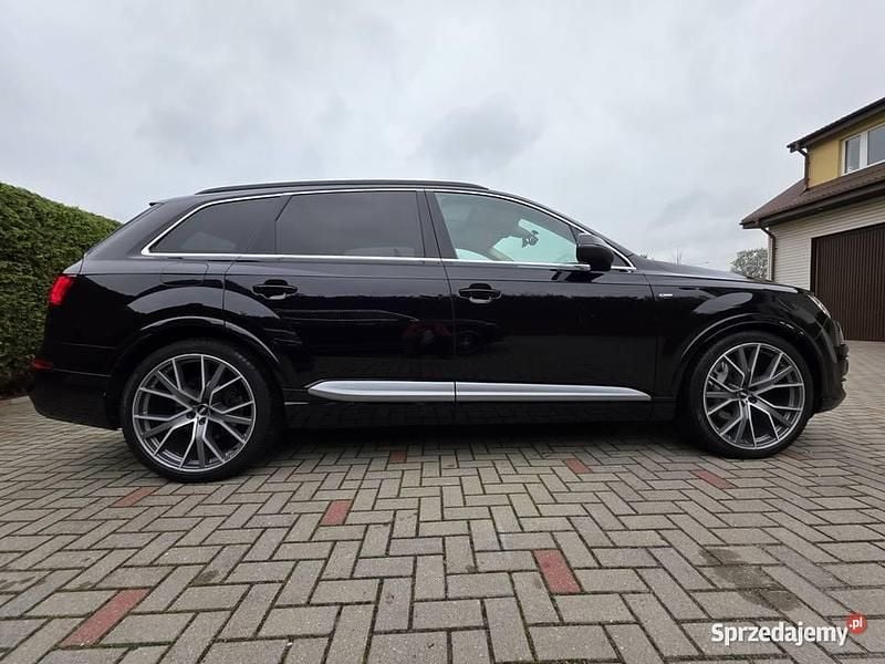 Używany 2018 Audi Q7 Ambiente SUV | 149 000 zł (Uczciwa cena) - Obraz 1/4