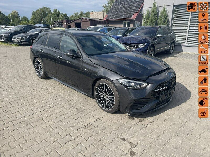 Czarny (metalik) Używany 2023 Mercedes C220 Kombi | 139 900 zł - Obraz 1/4