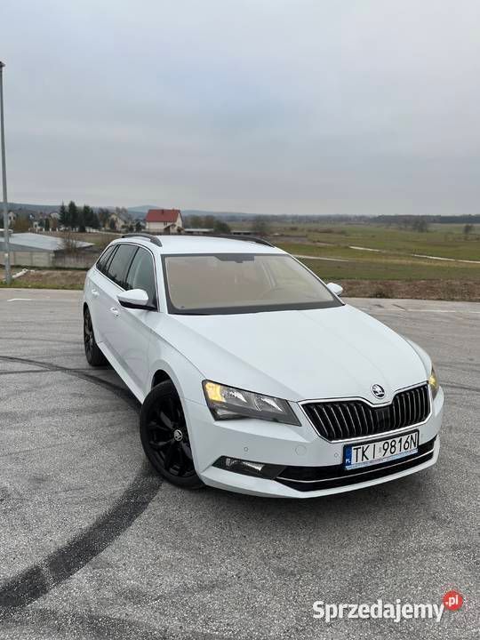 Używany 2018 Skoda Superb | 63 900 zł (Uczciwa cena) - Obraz 1/4