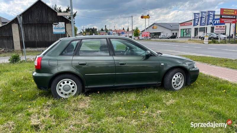 Używany Audi A3 102 KM (75 kW) 2001 Zielony Sedan/Limuzyna