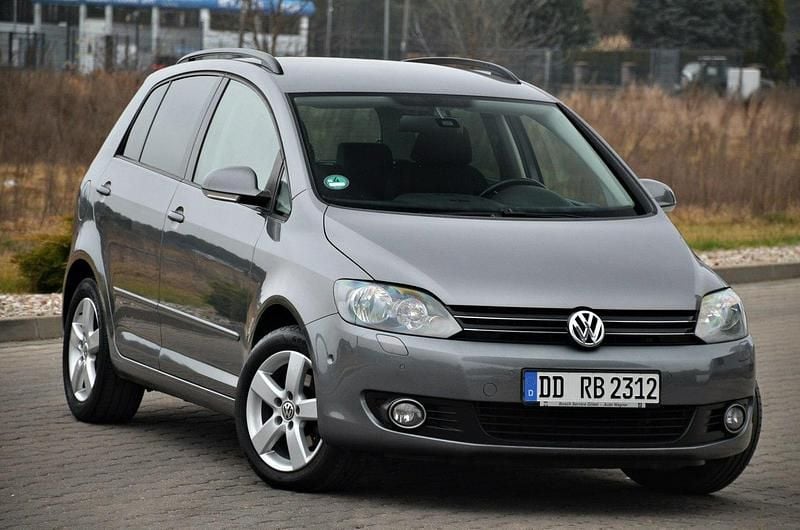 Szary (metalik) Używany 2010 VW Golf VI Hatchback | 23 900 zł (Uczciwa cena) - Obraz 1/4