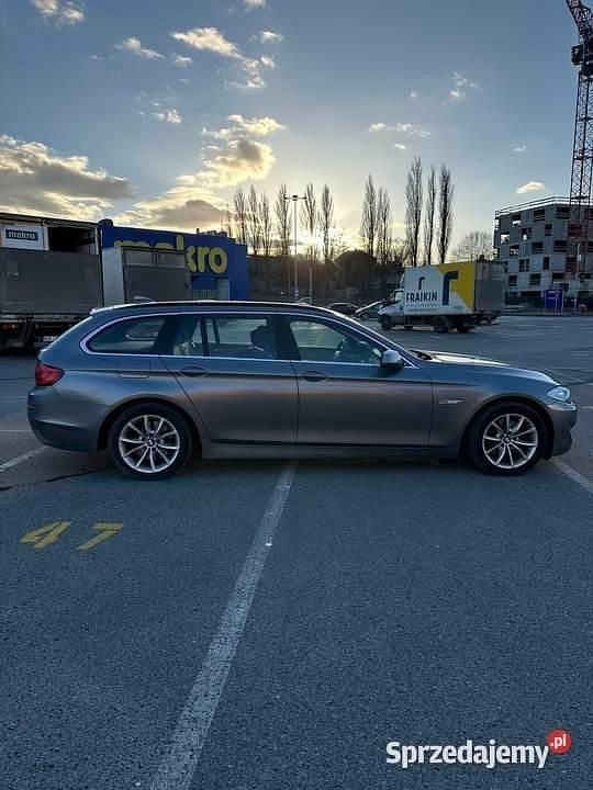 Używany BMW 520 184 KM (135 kW) 2012 Szary Kombi