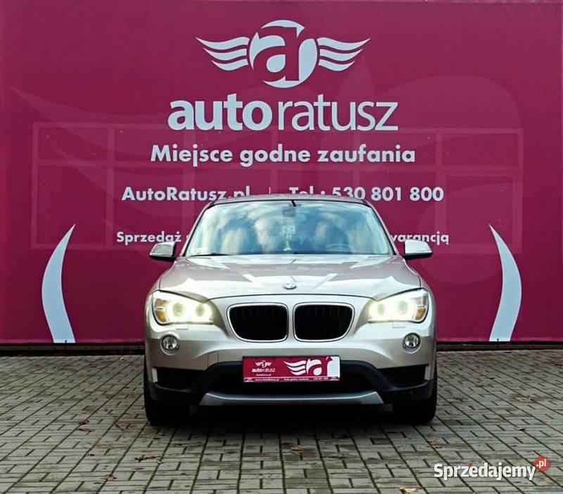 Złoty Używany 2013 BMW X1 SUV | 39 900 zł (Dobra cena) - Obraz 1/4